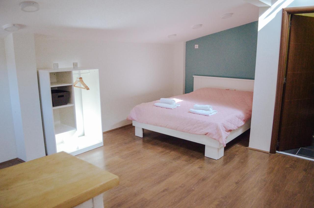 White & Wood Aparthotel Μπίτολα Εξωτερικό φωτογραφία